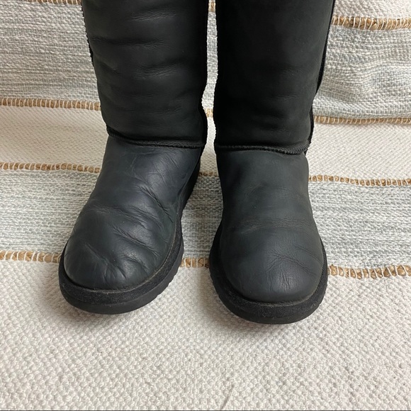UGG Black Leather Embroidered Stitch Boho Boots - Picture 13 of 16